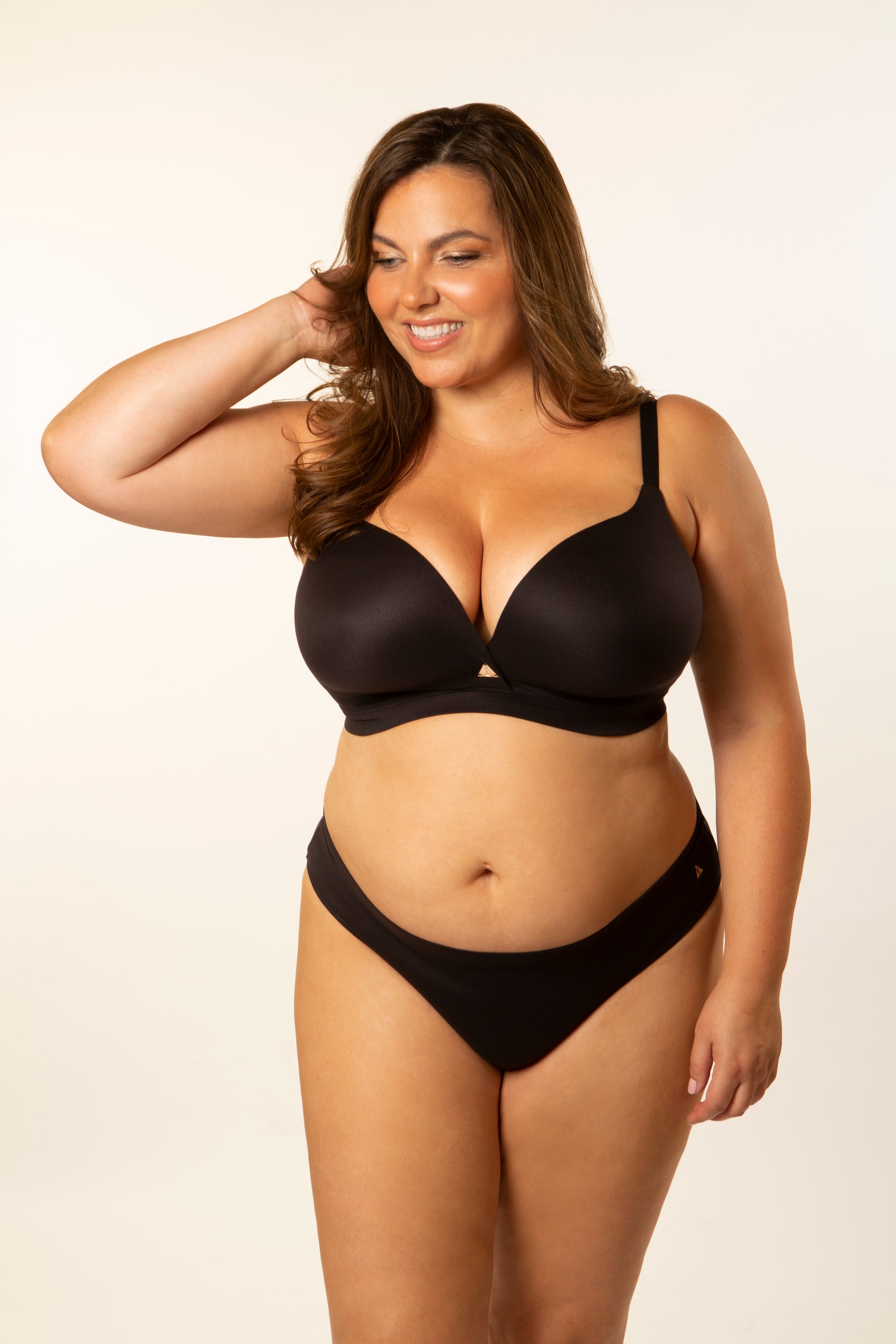 The Freedom Bra™ - Best Non-Wired Bra for Big Busts - Freedom